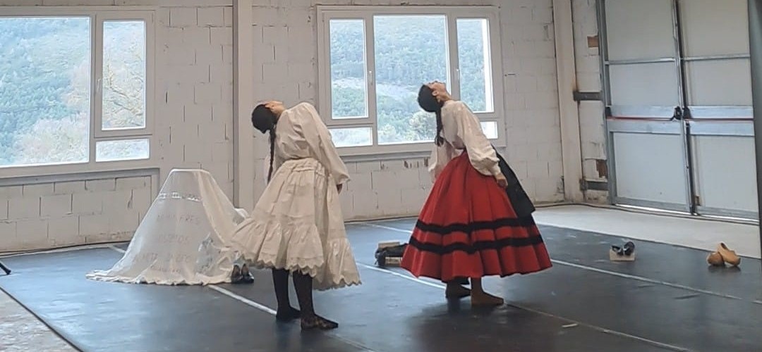 TEATRO DE TÍTERES PARA ADULTOS Y DANZA CONTEMPORÁNEA PARA HABLAR DE SOLEDAD Y MACHISMO ESTRUCTURAL EN EL SEGUNDO FIN DE SEMANA DE COSECHA DE INVIERNO